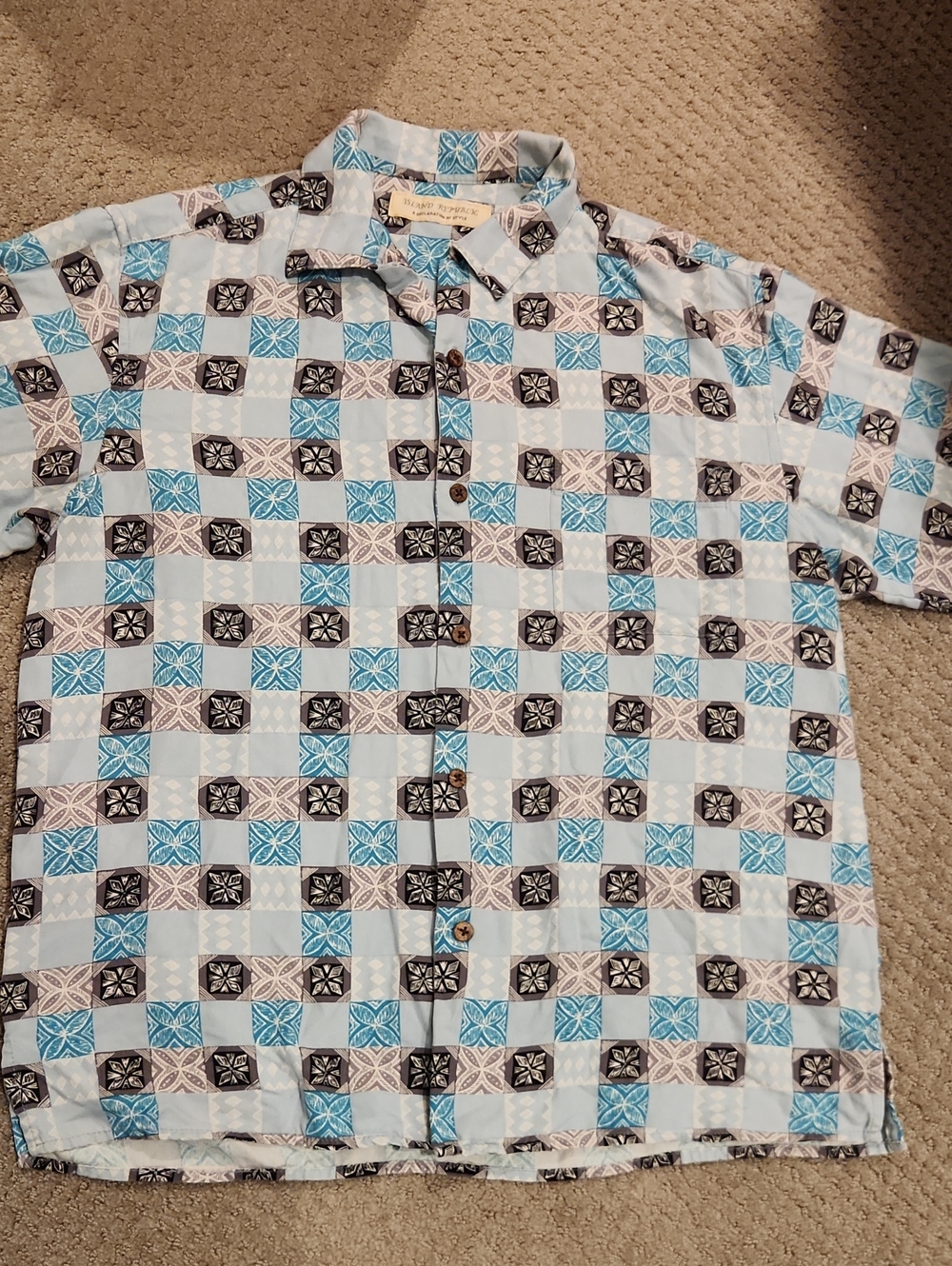 VINTAGE Island Republic Blue and Black Checked Short-Sleeve Button-Up Shirt